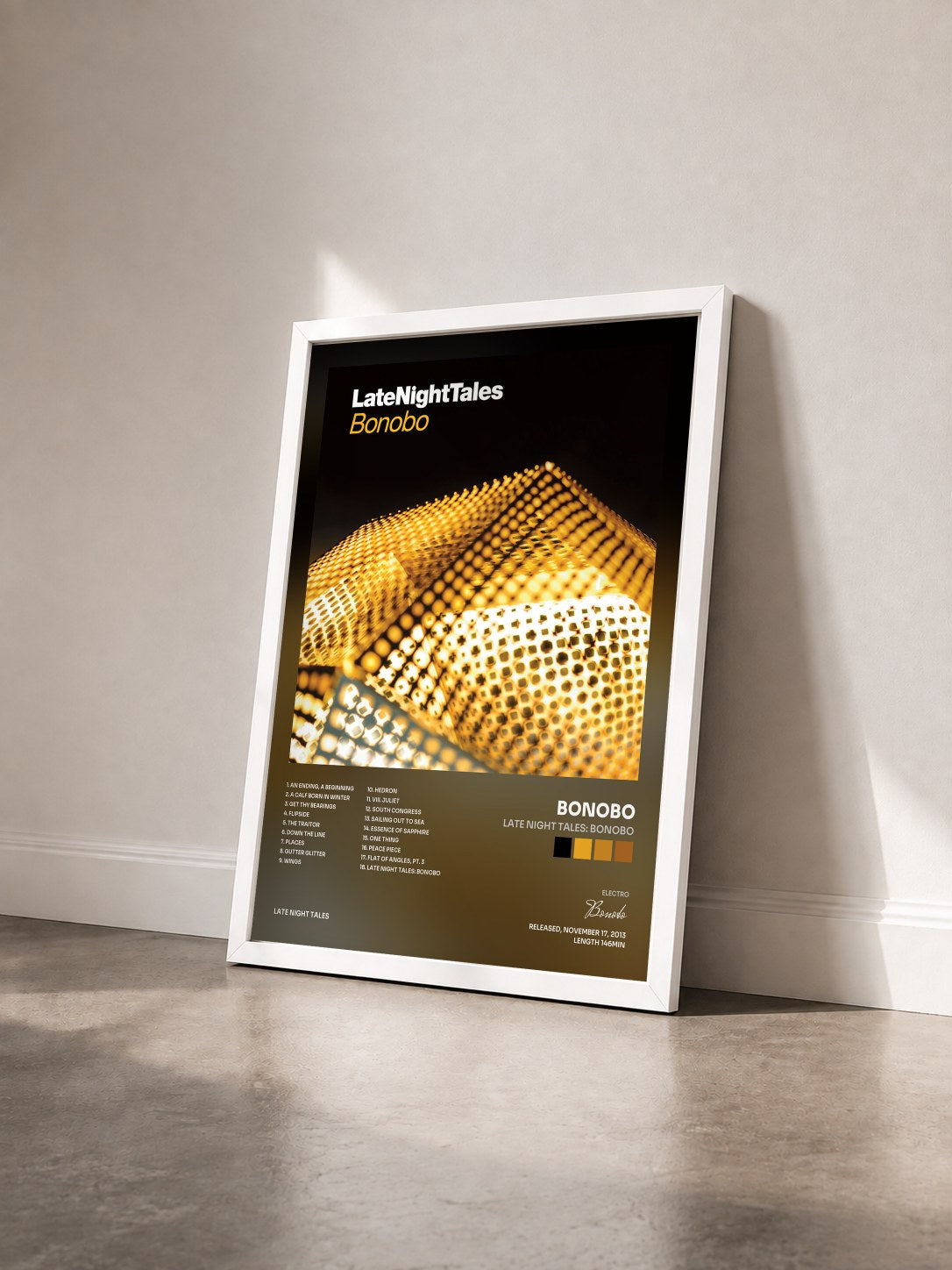 #blanc Tableau de l'album Late Night Tales: Bonobo de Bonobo vu de trois quarts, cadre blanc