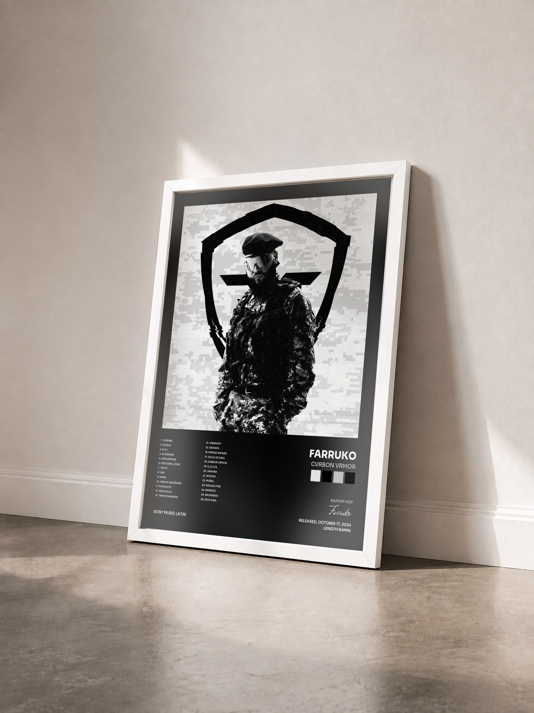 #blanc Tableau de l'album CVRBON VRMOR de Farruko vu de trois quarts, cadre blanc