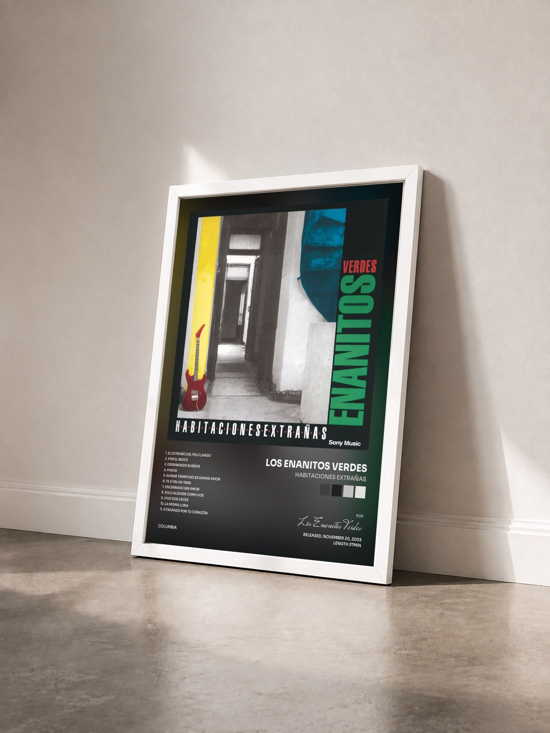 #blanc Tableau de l'album Habitaciones Extrañas de Los Enanitos Verdes vu de trois quarts, cadre blanc