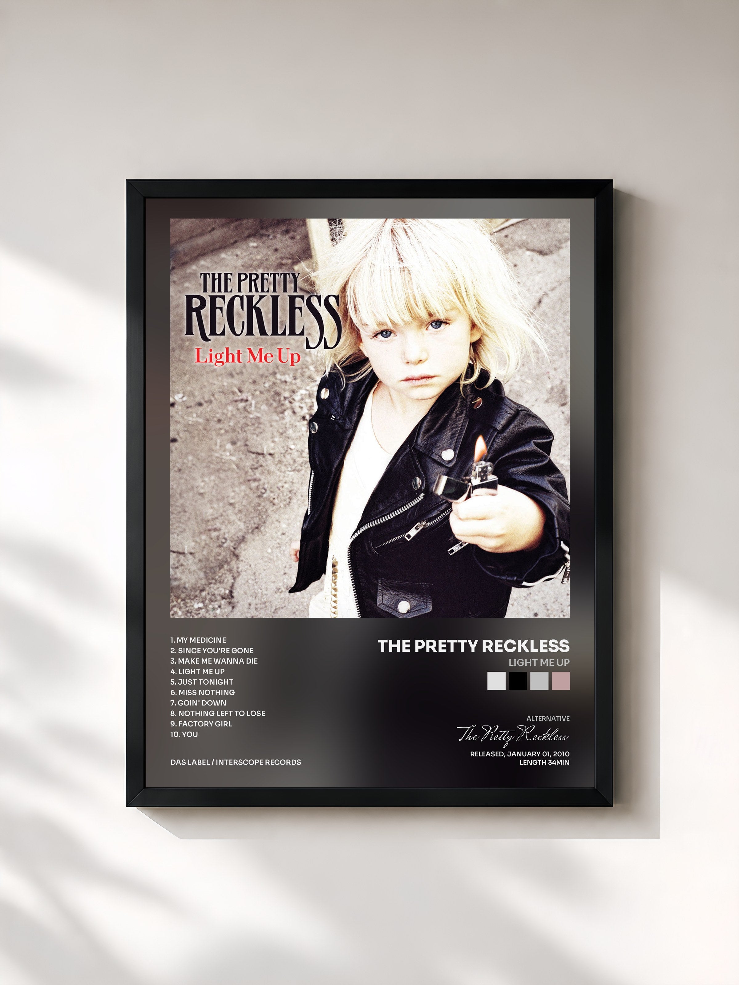 #noir Tableau de l'album Light Me Up de The Pretty Reckless, cadre noir, imprimé et encadré en France