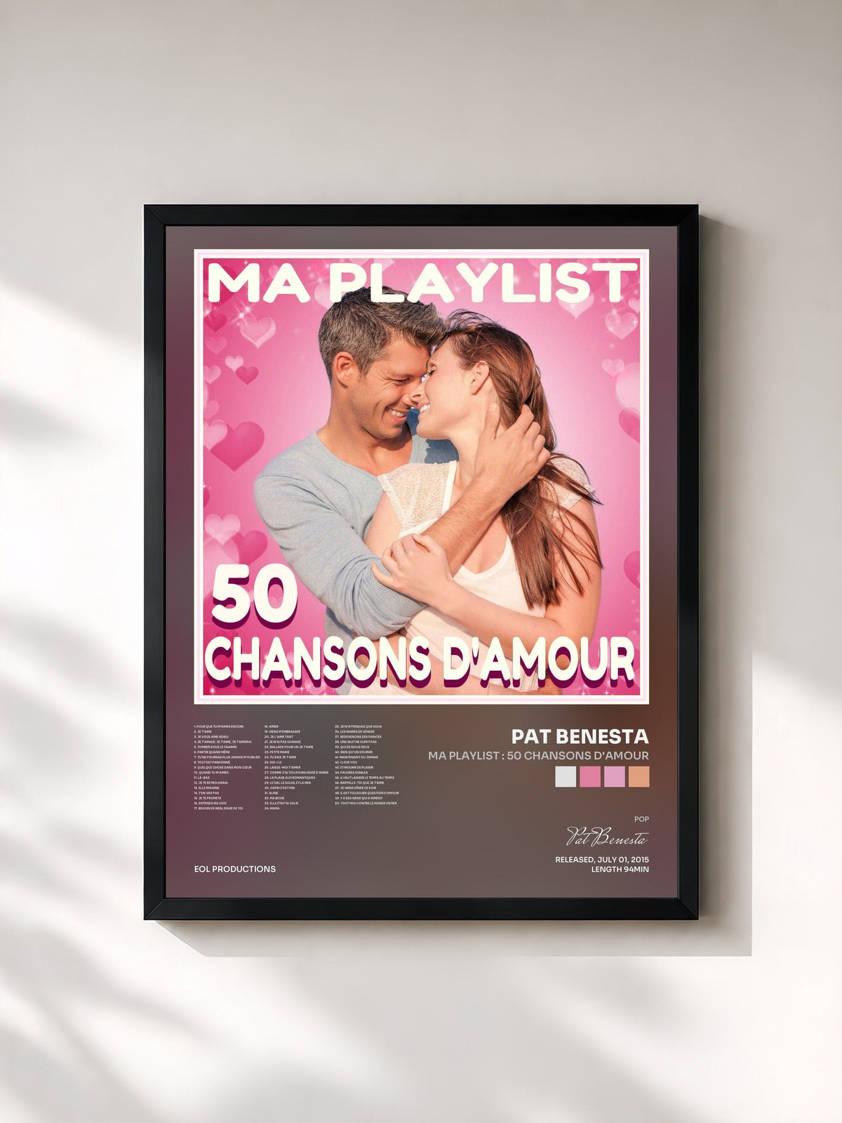 #noir Ma playlist : 50 chansons d'amour di Pat Benesta in stampa incorniciata, cornice nera, stampata e incorniciata in Francia