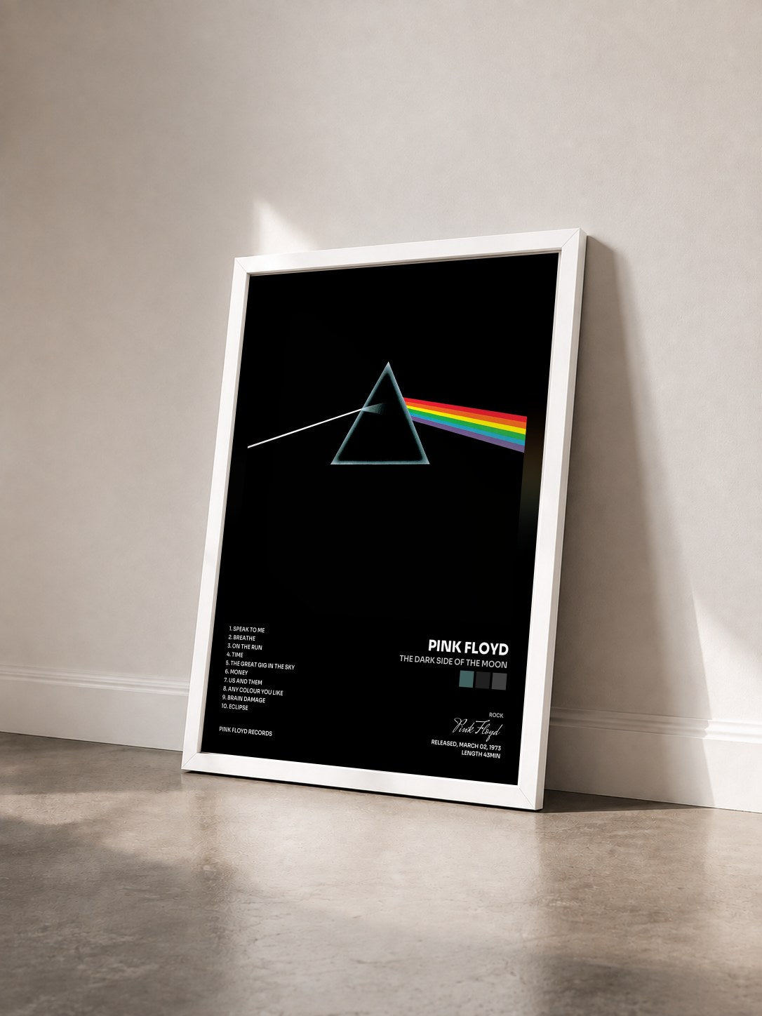 #blanc Tableau de l'album The Dark Side of the Moon de Pink Floyd vu de trois quarts, cadre blanc