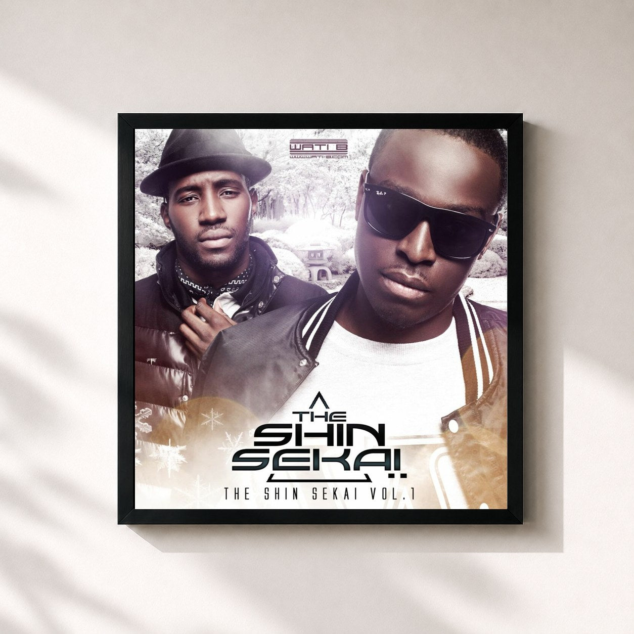 #noir Tableau carré de l'album The Shin Sekaï, Vol. 1 de The Shin Sekaï, cadre noir 32x32 cm