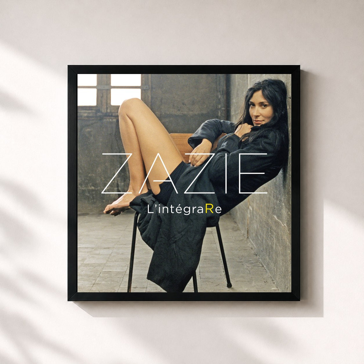 #noir Tableau carré de l'album L'intégraRe de Zazie, cadre noir 32x32 cm