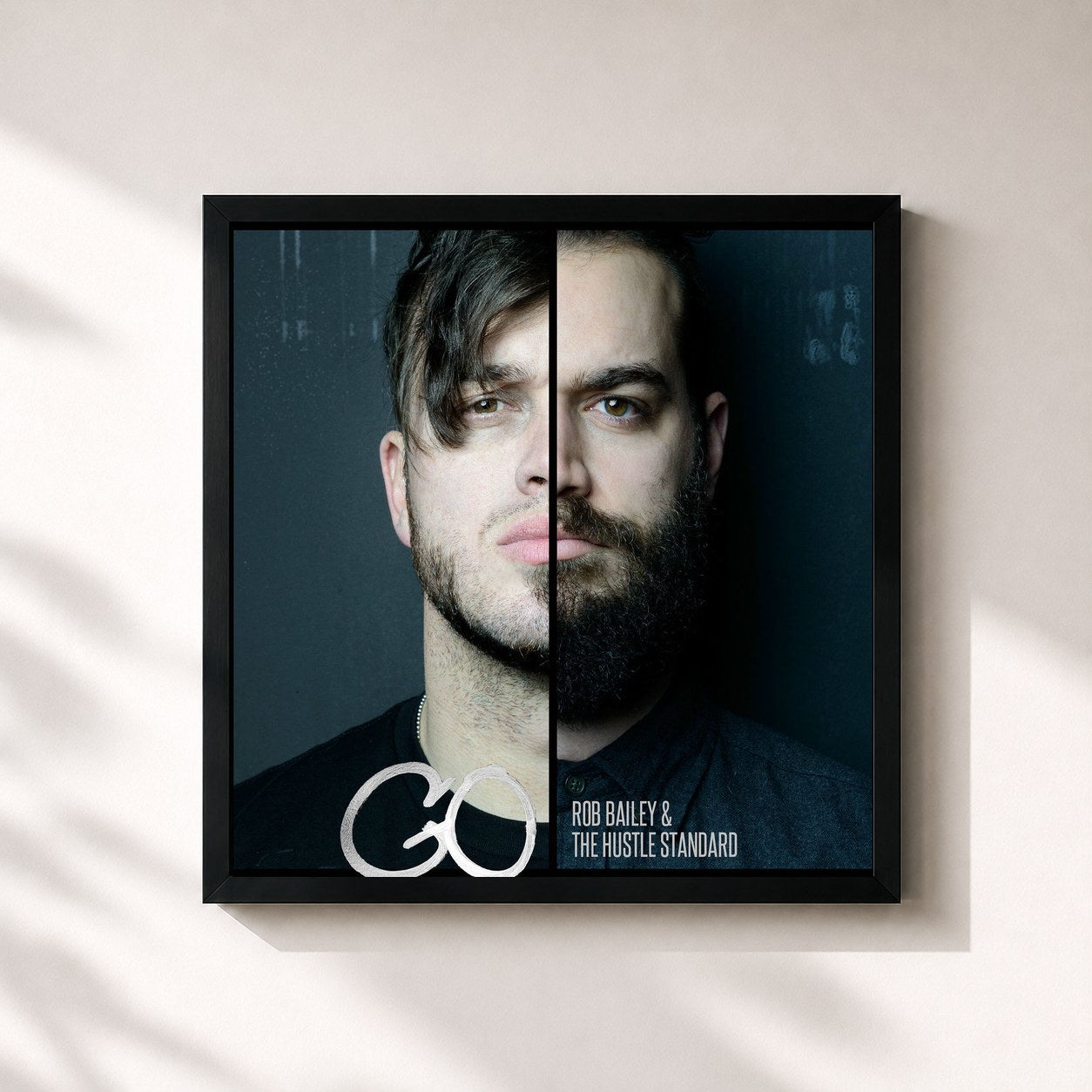 #noir Tableau carré de l'album Go de Rob Bailey & The Hustle Standard, cadre noir 32x32 cm
