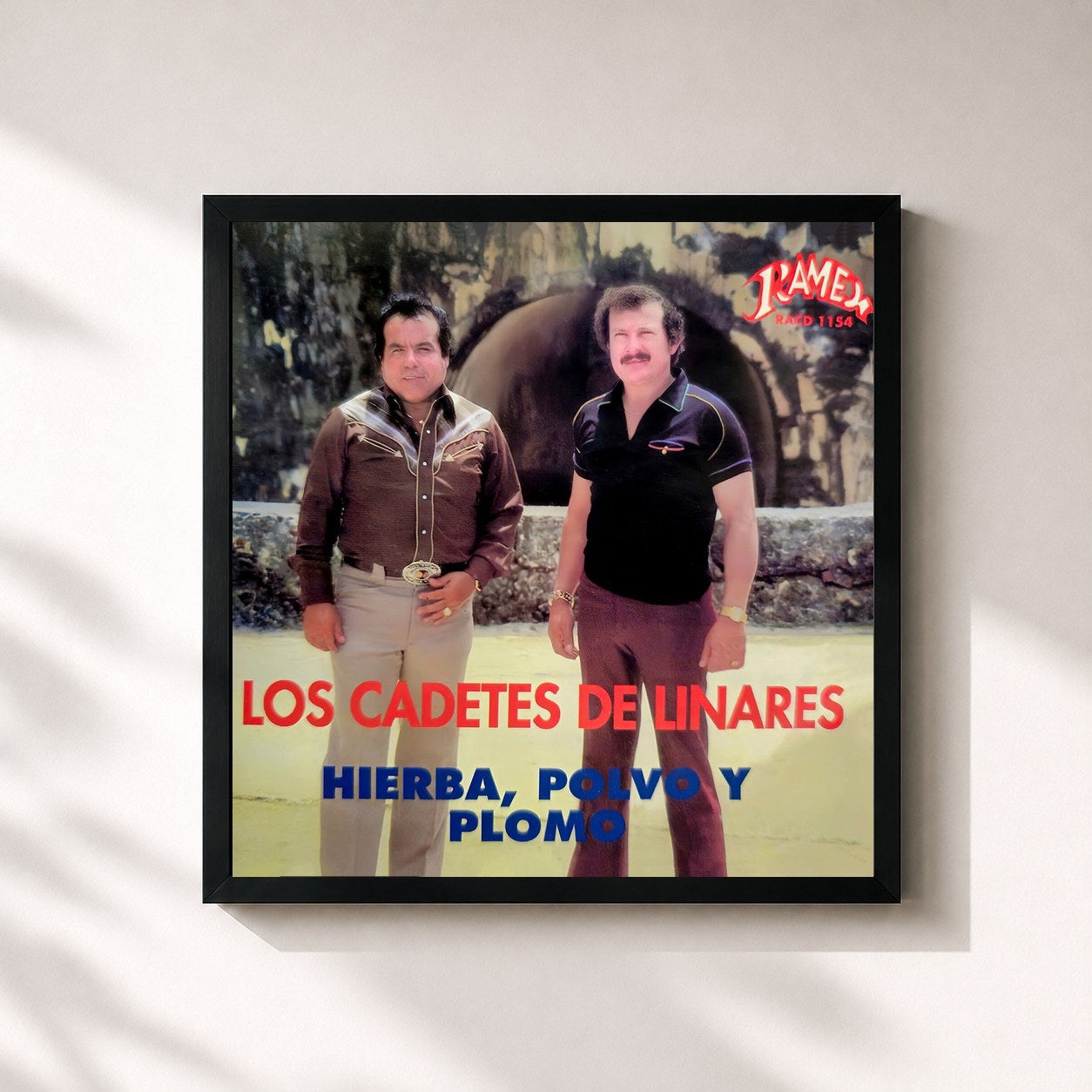 #noir Tableau carré de l'album Hierba, Polvo y Plomo de Los Cadetes De Linares, cadre noir 32x32 cm