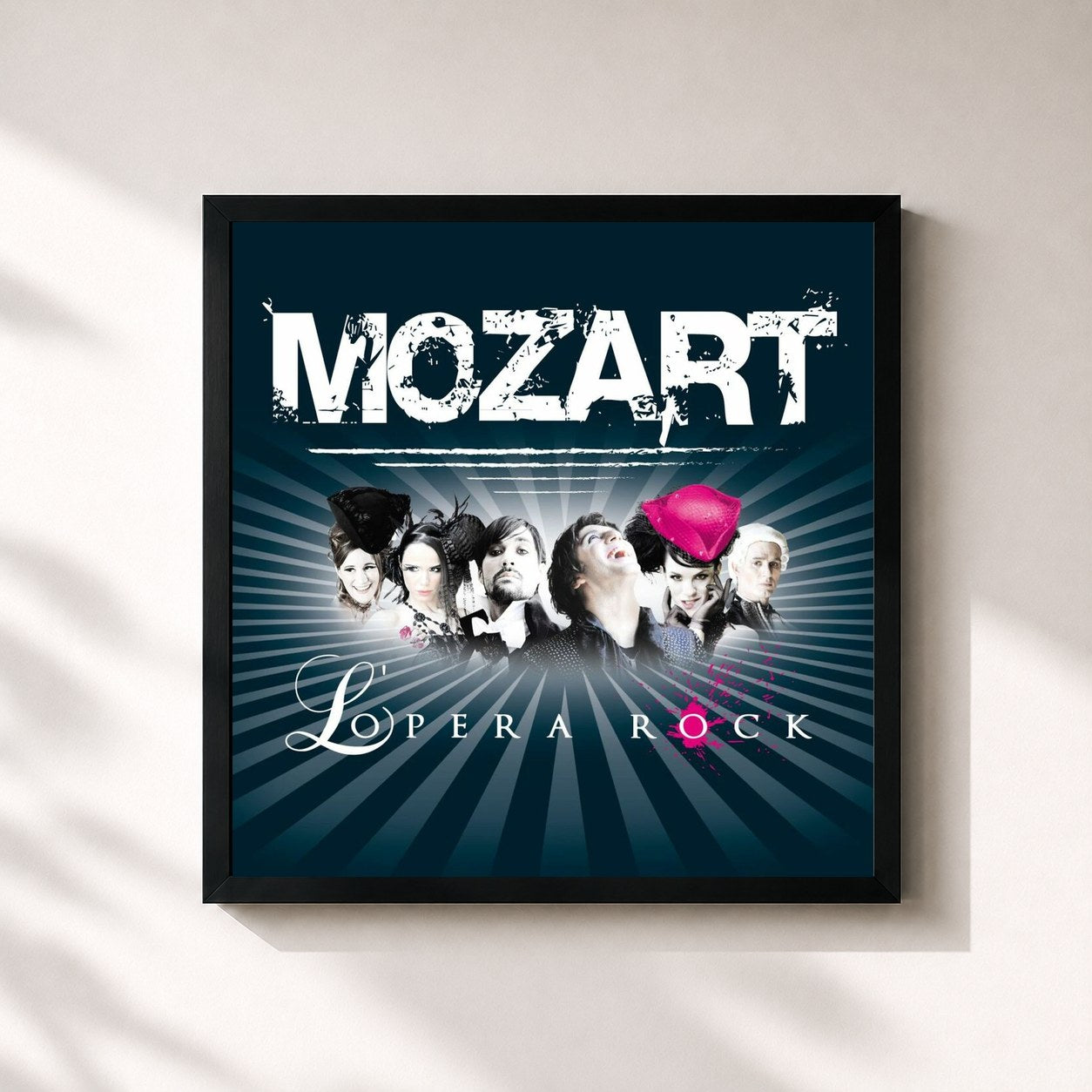 #noir Tableau carré de l'album L'Intégrale de Mozart Opera Rock, cadre noir 32x32 cm