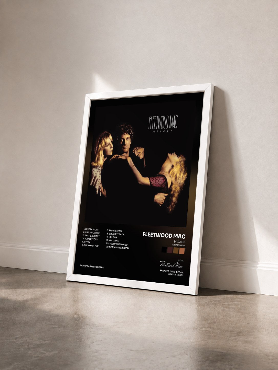 #blanc Mirage (2016 Remaster) von Fleetwood Mac als gerahmter Kunstdruck von schräg gesehen, weißer Rahmen