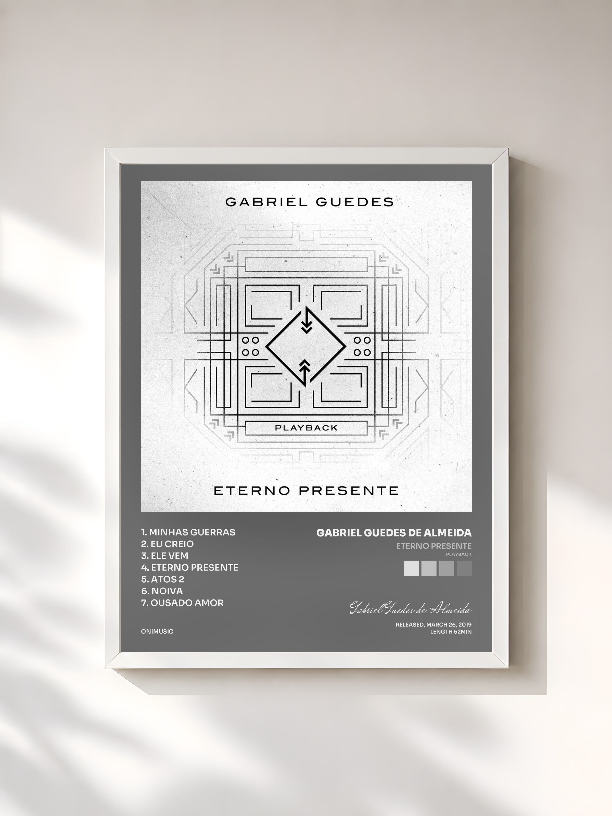 #blanc Tableau de l'album Eterno Presente (Playback) de Gabriel Guedes de Almeida, cadre blanc, imprimé et encadré en France