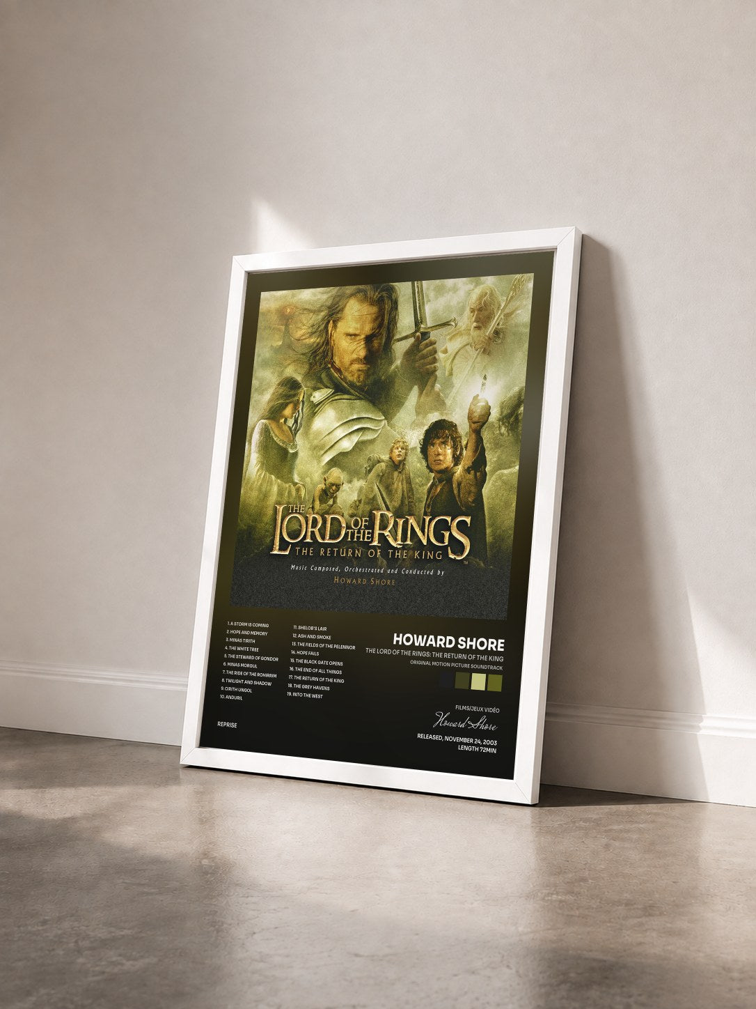 #blanc Tableau de l'album The Lord of the Rings: The Return of the King (Original Motion Picture Soundtrack) de Howard Shore vu de trois quarts, cadre blanc