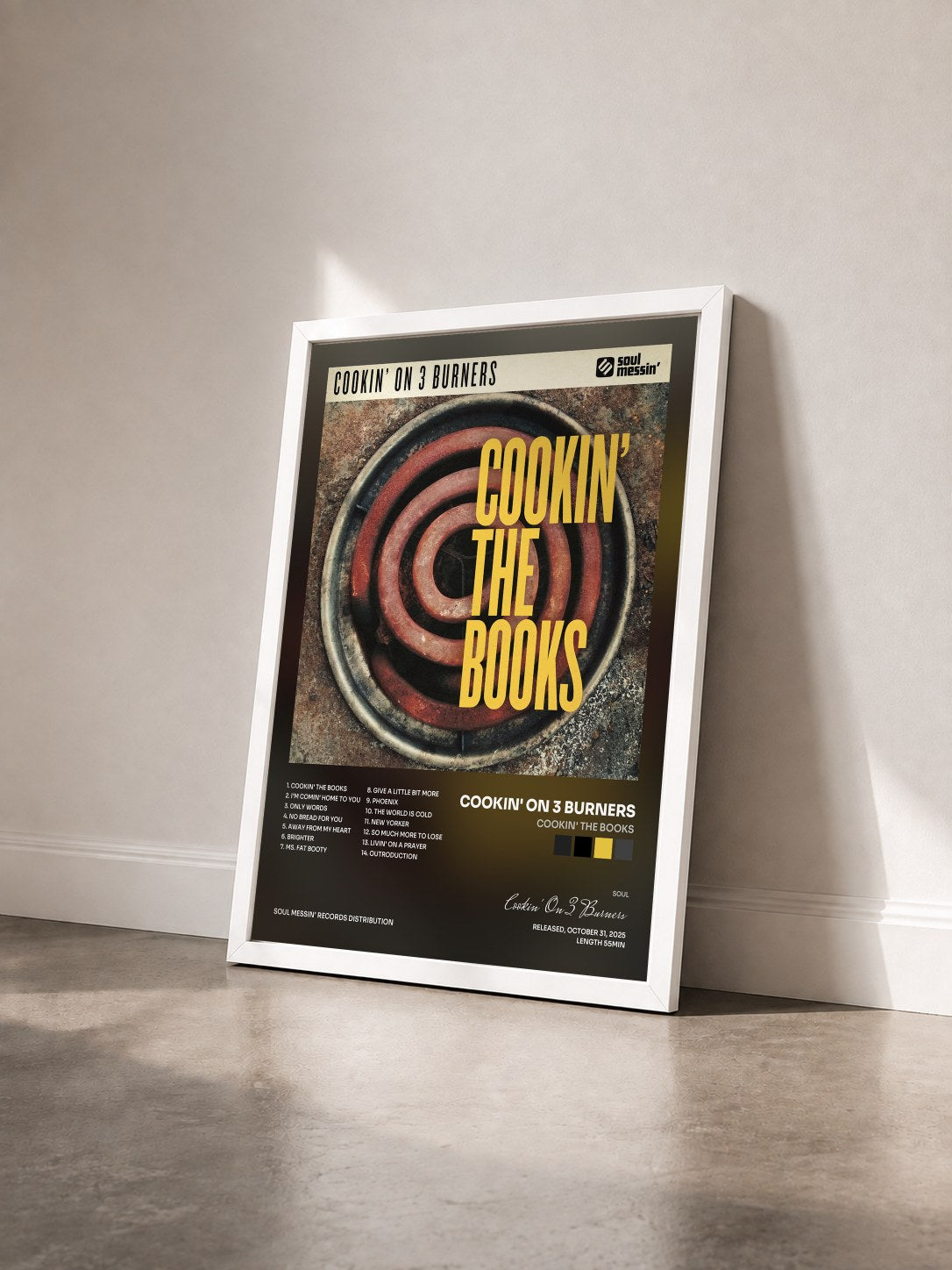 #blanc Tableau de l'album Cookin' The Books de Cookin' On 3 Burners vu de trois quarts, cadre blanc
