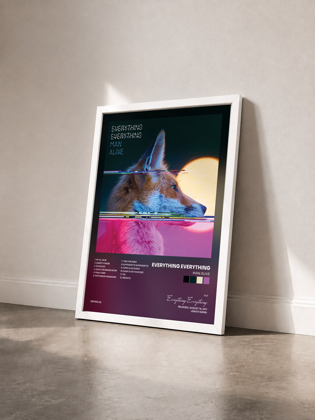 #blanc Tableau de l'album Man Alive de Everything Everything vu de trois quarts, cadre blanc