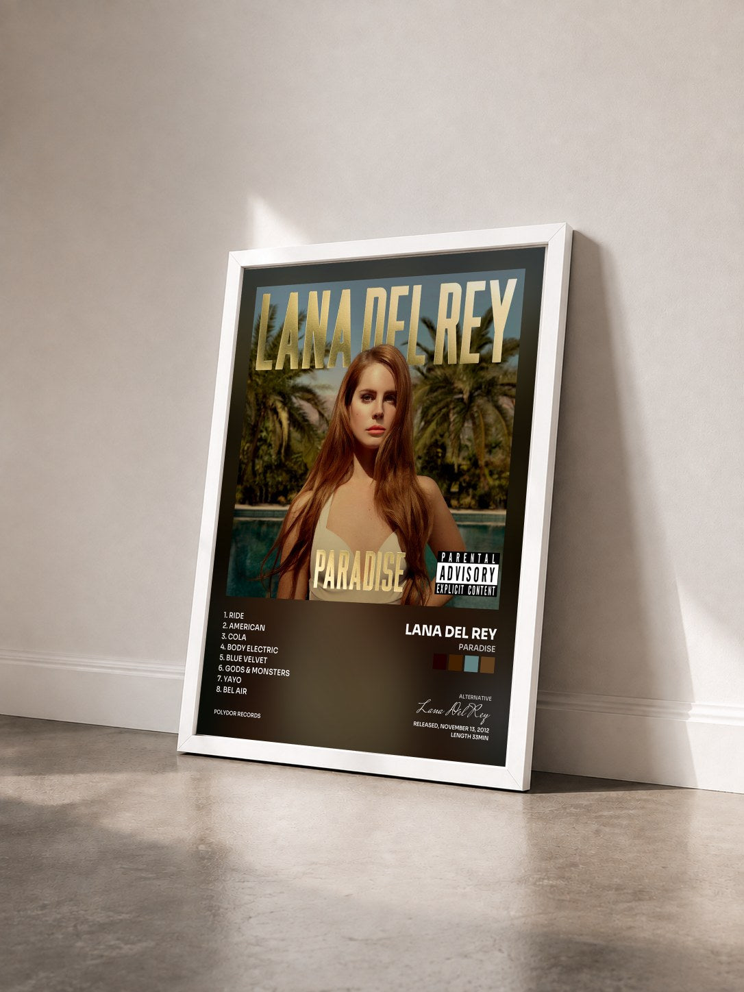 #blanc Tableau de l'album Paradise de Lana Del Rey vu de trois quarts, cadre blanc