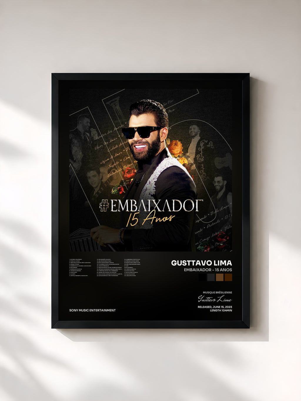 #noir Tableau de l'album Embaixador - 15 Anos de Gusttavo Lima, cadre noir, imprimé et encadré en France