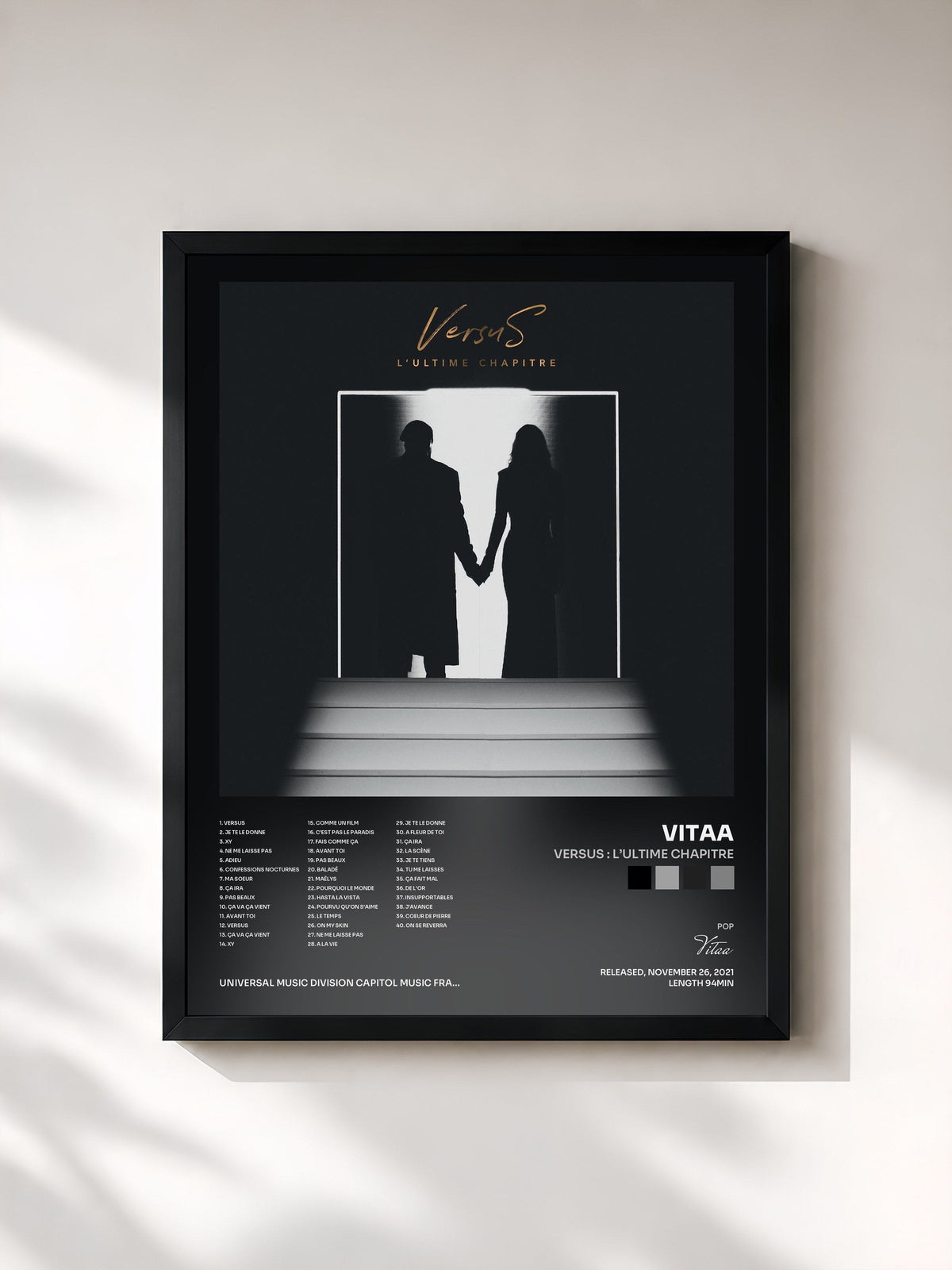 #noir Tableau de l'album VersuS : L’ultime chapitre de Vitaa, cadre noir, imprimé et encadré en France