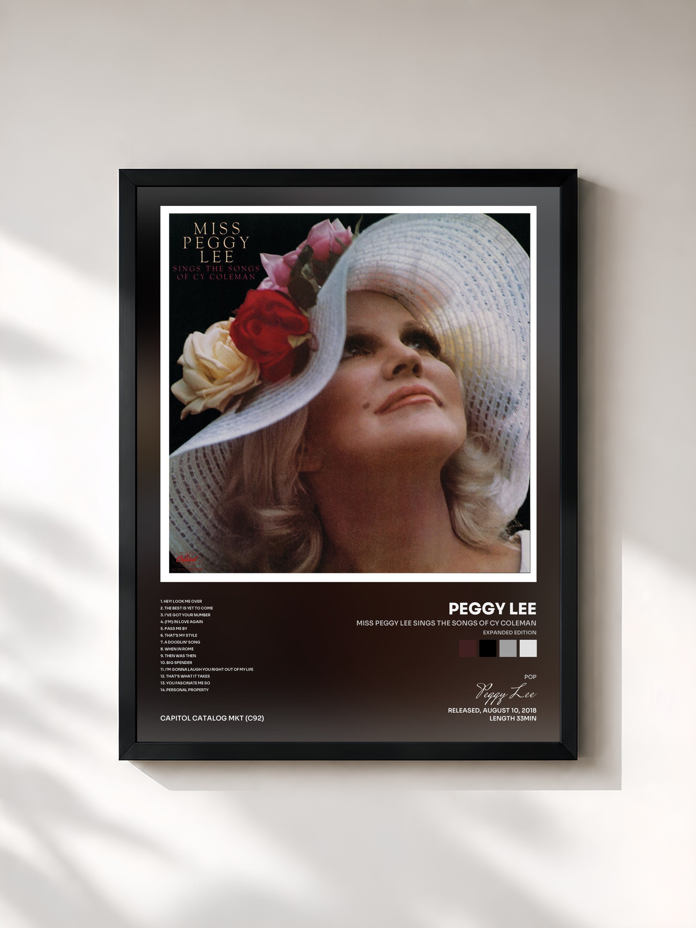 #noir Tableau de l'album Miss Peggy Lee Sings The Songs Of Cy Coleman (Expanded Edition) de Peggy Lee, cadre noir, imprimé et encadré en France