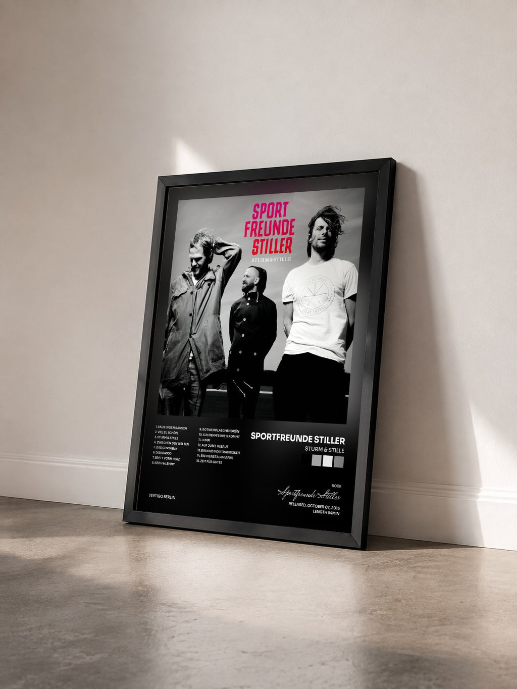 #noir Tableau de l'album Sturm & Stille de Sportfreunde Stiller vu de trois quarts, cadre noir