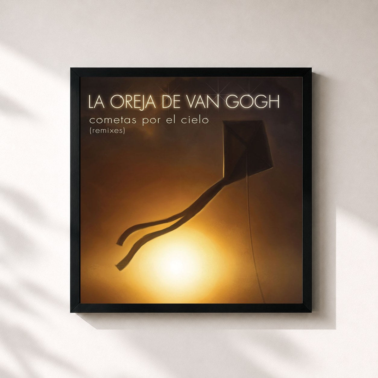 #noir Tableau carré de l'album Cometas Por El Cielo (Remixes) de La Oreja de Van Gogh, cadre noir 32x32 cm