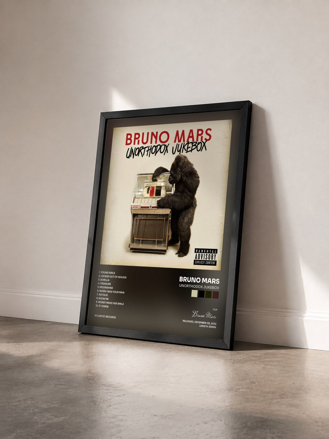 #noir Tableau de l'album Unorthodox Jukebox de Bruno Mars vu de trois quarts, cadre noir