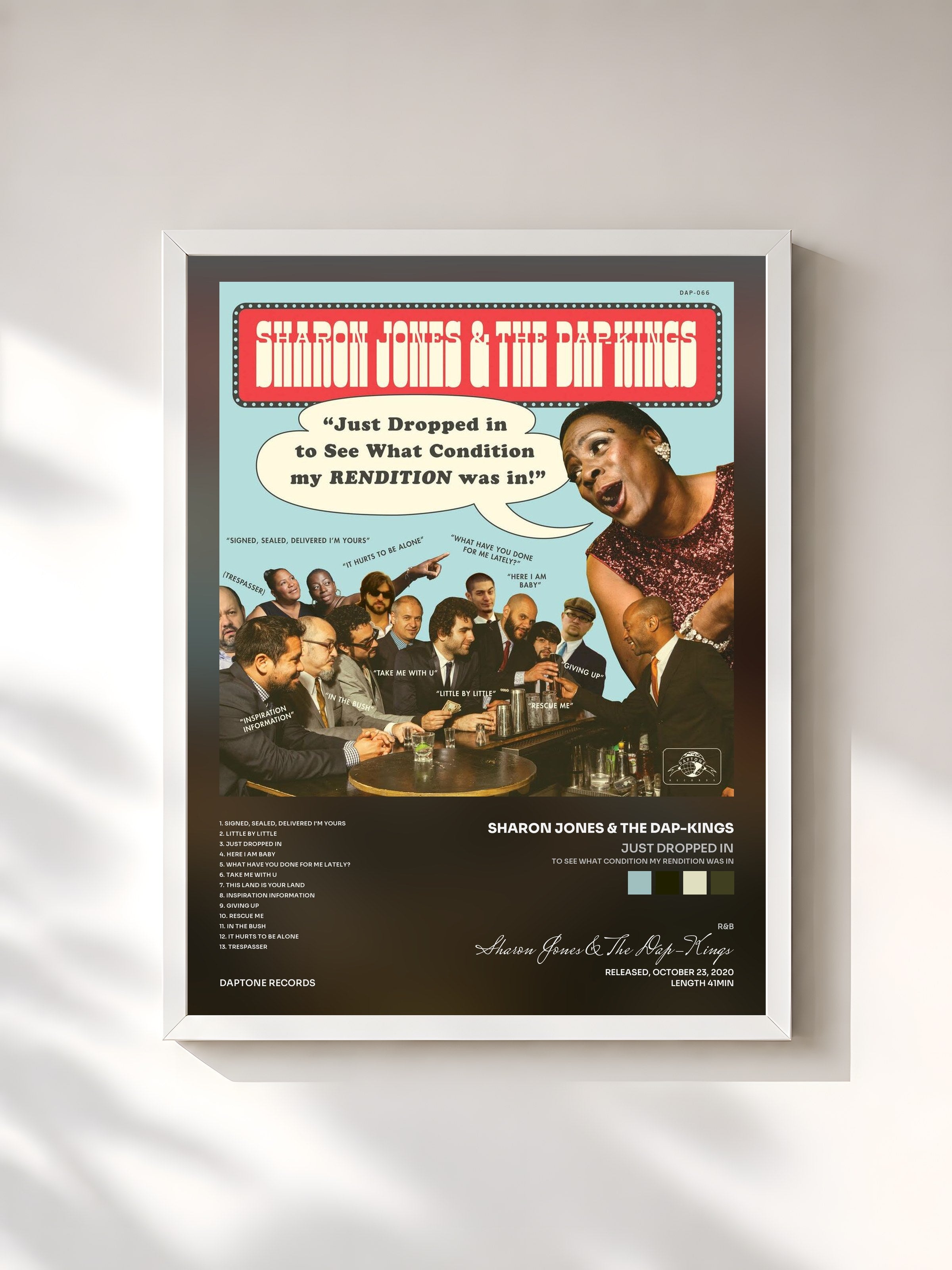 #blanc Tableau de l'album Just Dropped In (To See What Condition My Rendition Was In) de Sharon Jones & The Dap-Kings, cadre blanc, imprimé et encadré en France