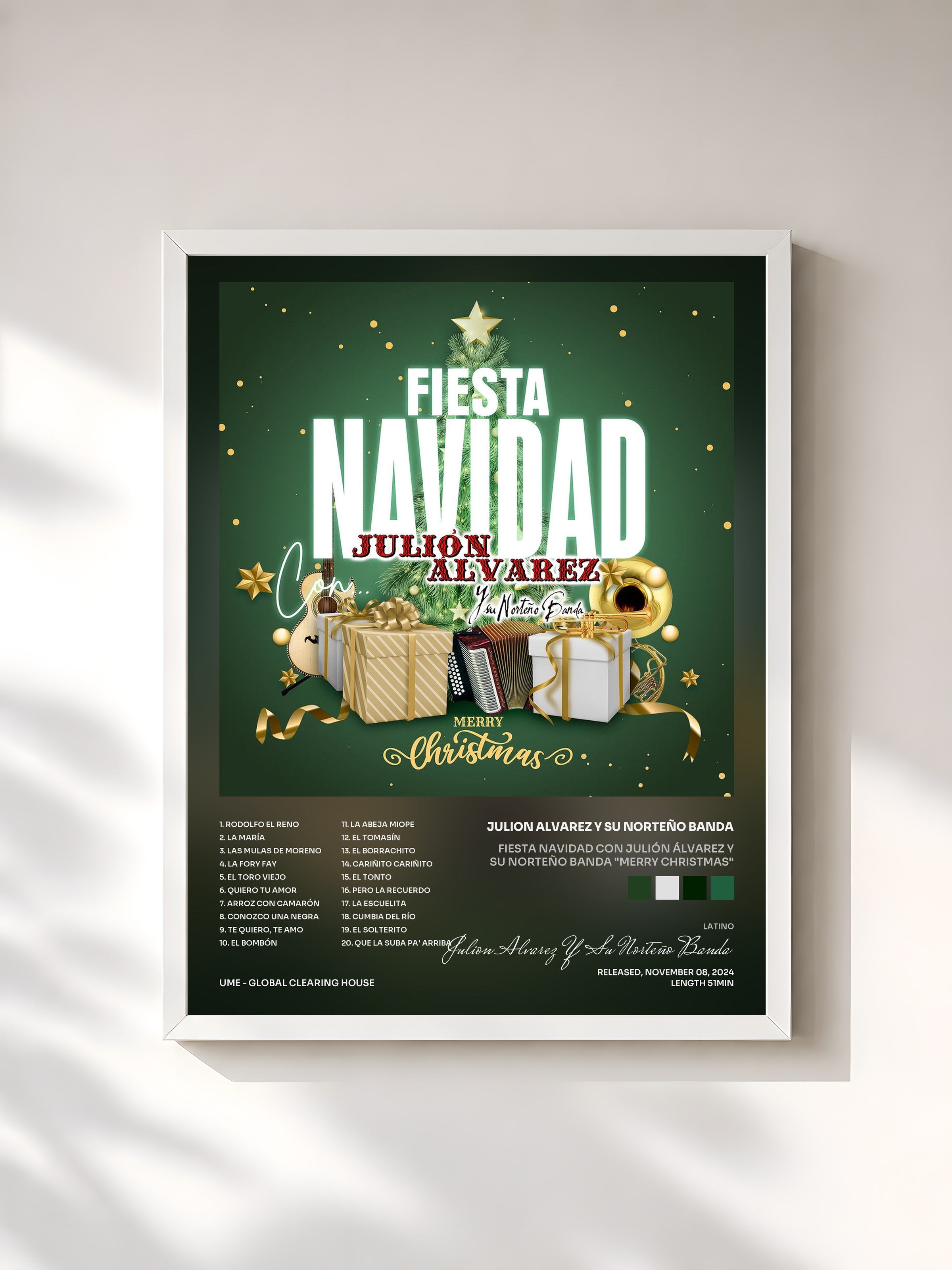 #blanc Tableau de l'album Fiesta Navidad Con Julión Álvarez Y Su Norteño Banda "Merry Christmas" de Julion Alvarez Y Su Norteño Banda, cadre blanc, imprimé et encadré en France
