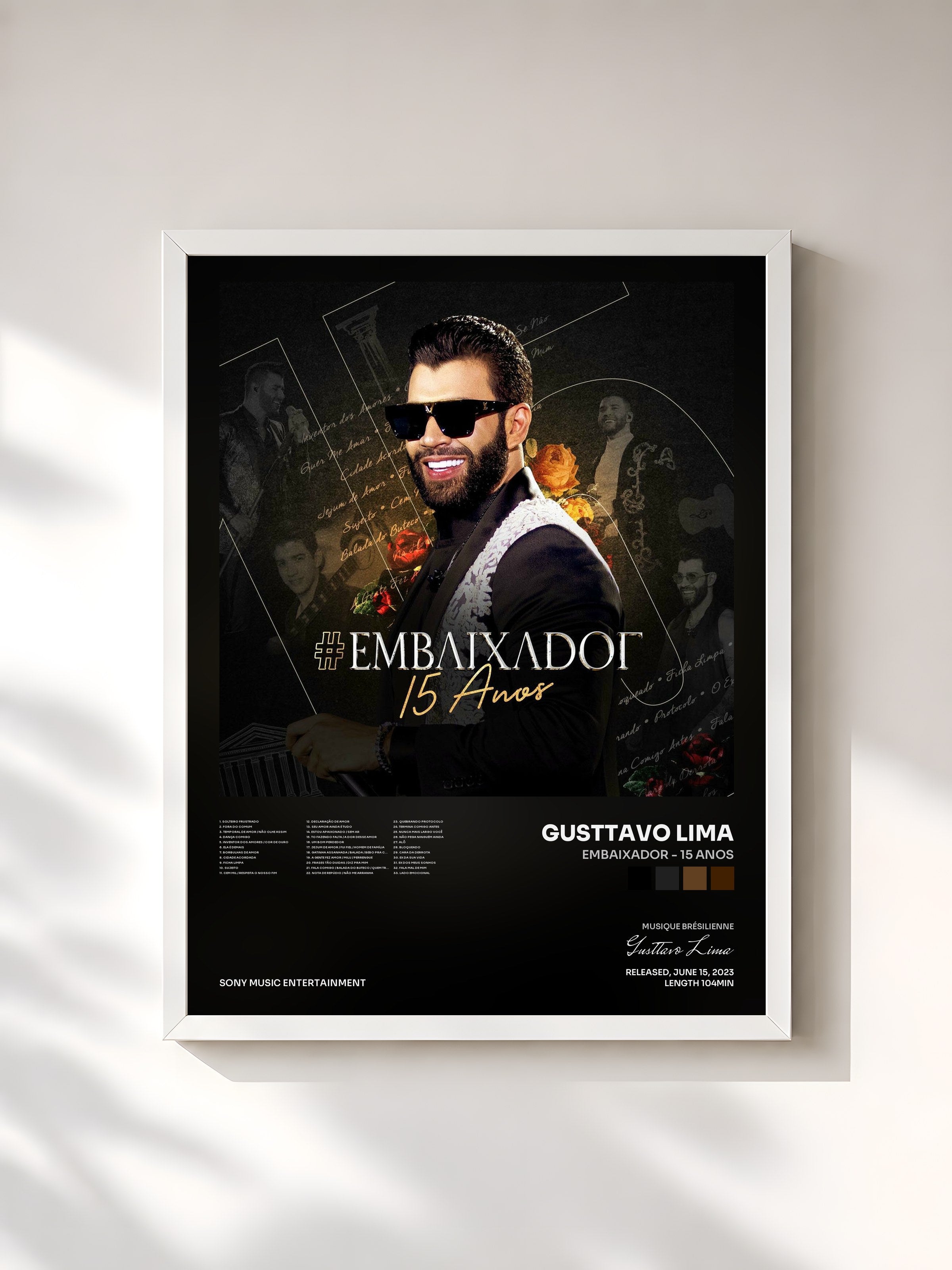 #blanc Tableau de l'album Embaixador - 15 Anos de Gusttavo Lima, cadre blanc, imprimé et encadré en France