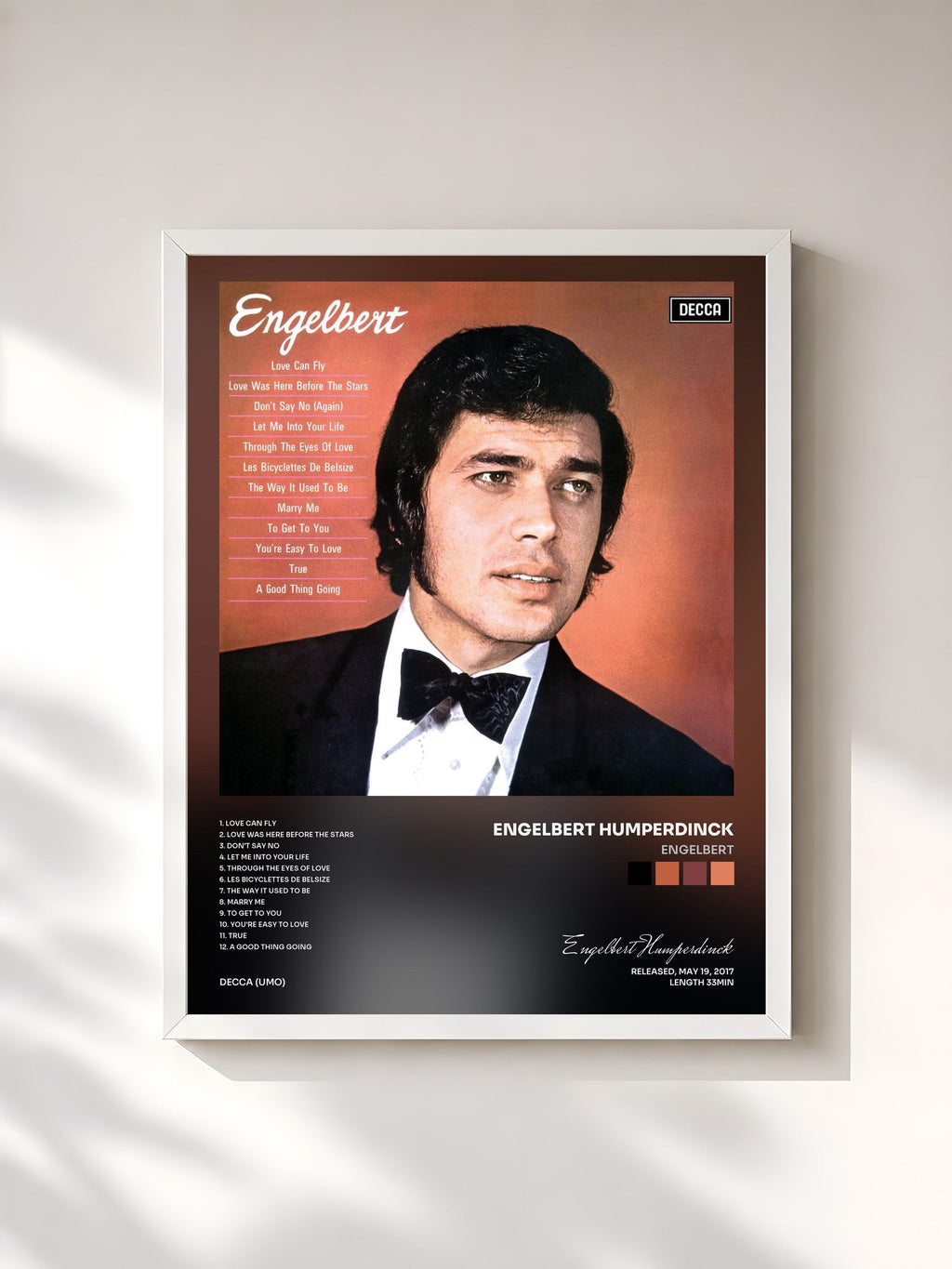 #blanc Engelbert de Engelbert Humperdinck en lámina enmarcada, marco blanco, impresa y enmarcada en Francia