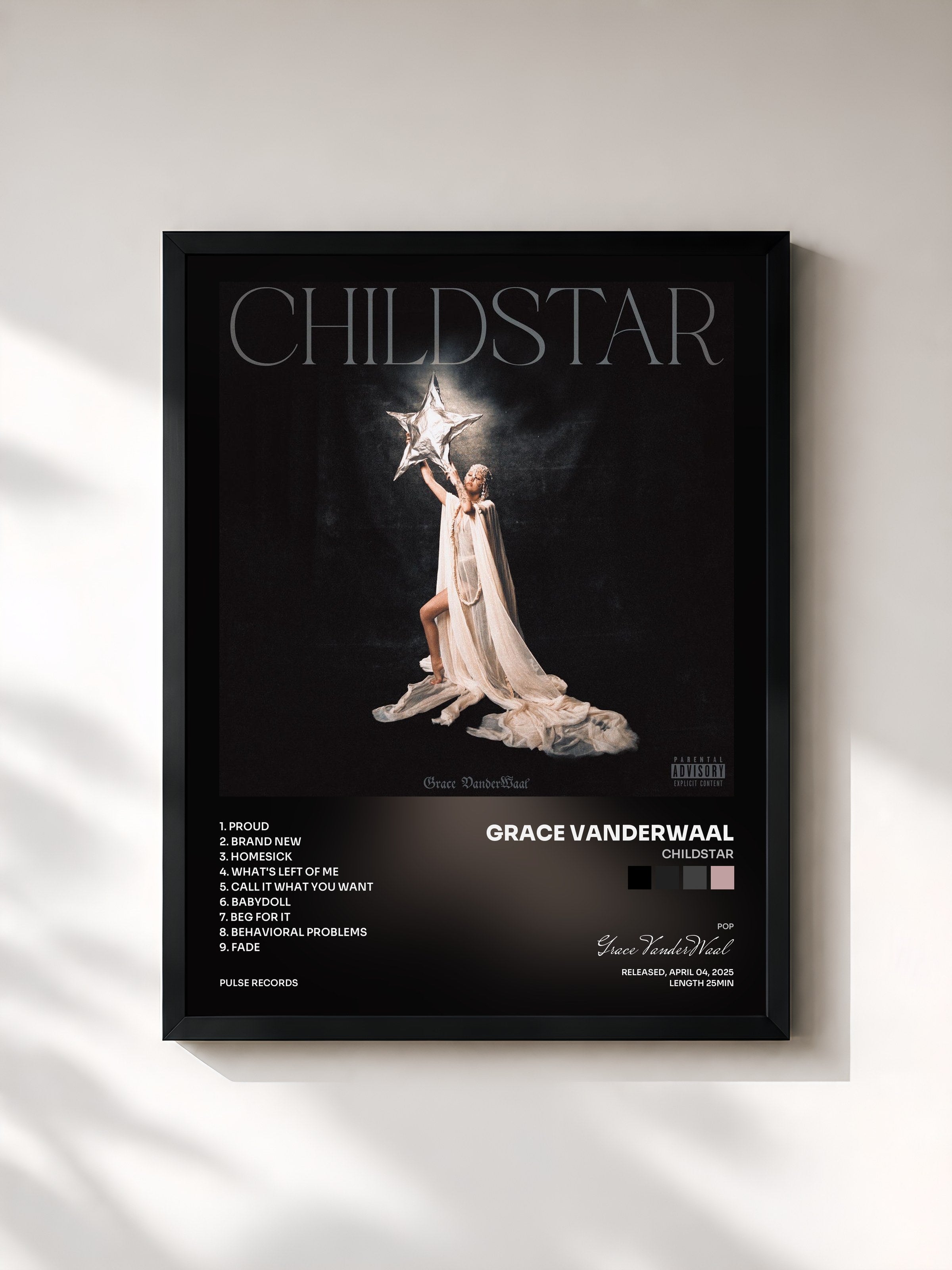 #noir Tableau de l'album CHILDSTAR de Grace VanderWaal, cadre noir, imprimé et encadré en France