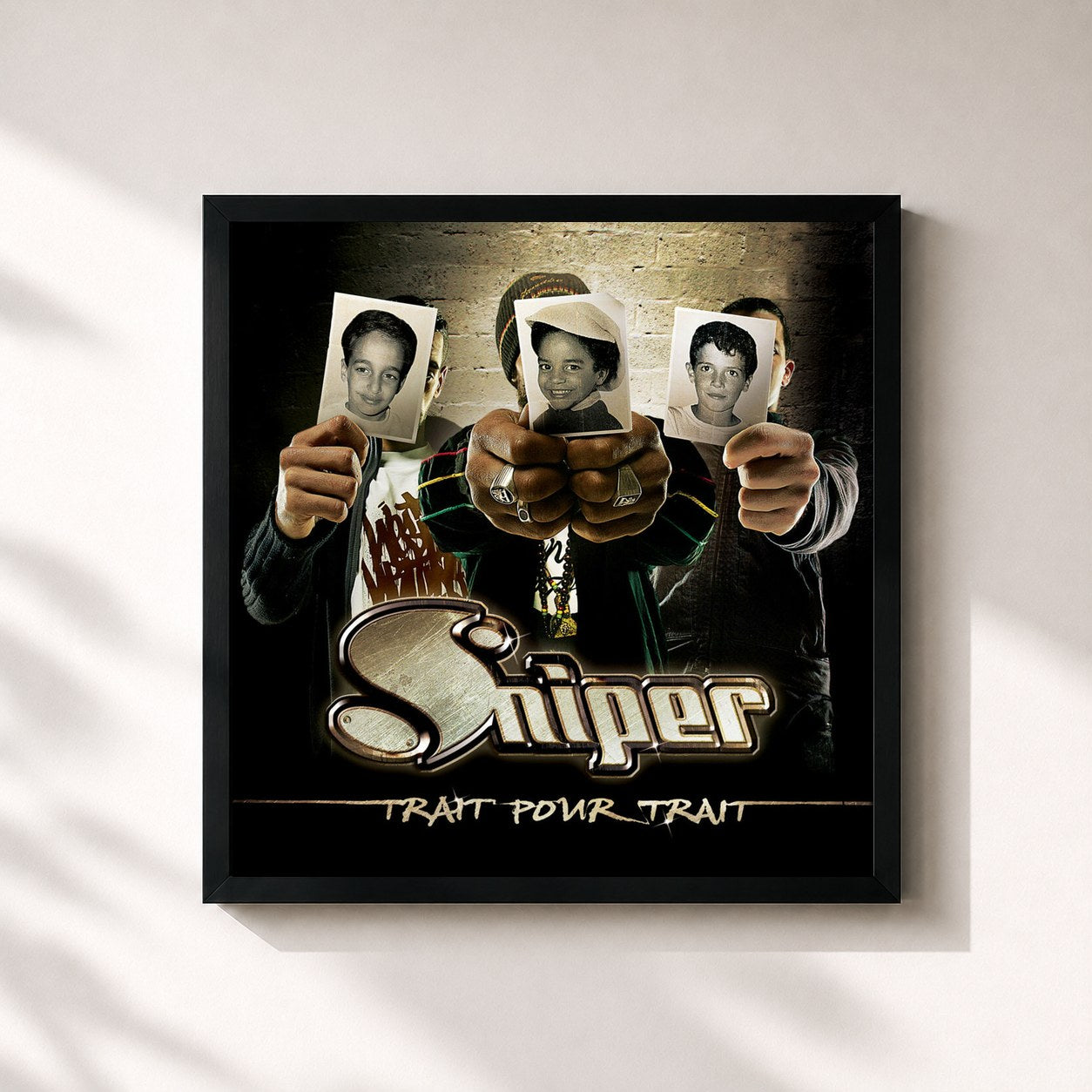 #noir Tableau carré de l'album Trait pour trait de Sniper, cadre noir 32x32 cm