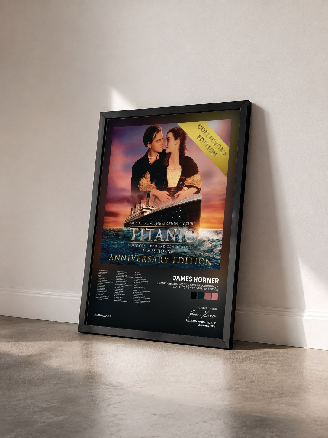 #noir Tableau de l'album Titanic: Original Motion Picture Soundtrack - Collector's Anniversary Edition de James Horner vu de trois quarts, cadre noir