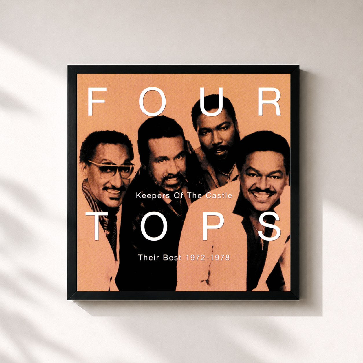 #noir Tableau carré de l'album Keepers Of The Castle: Their Best 1972 - 1978 de Four Tops, cadre noir 32x32 cm