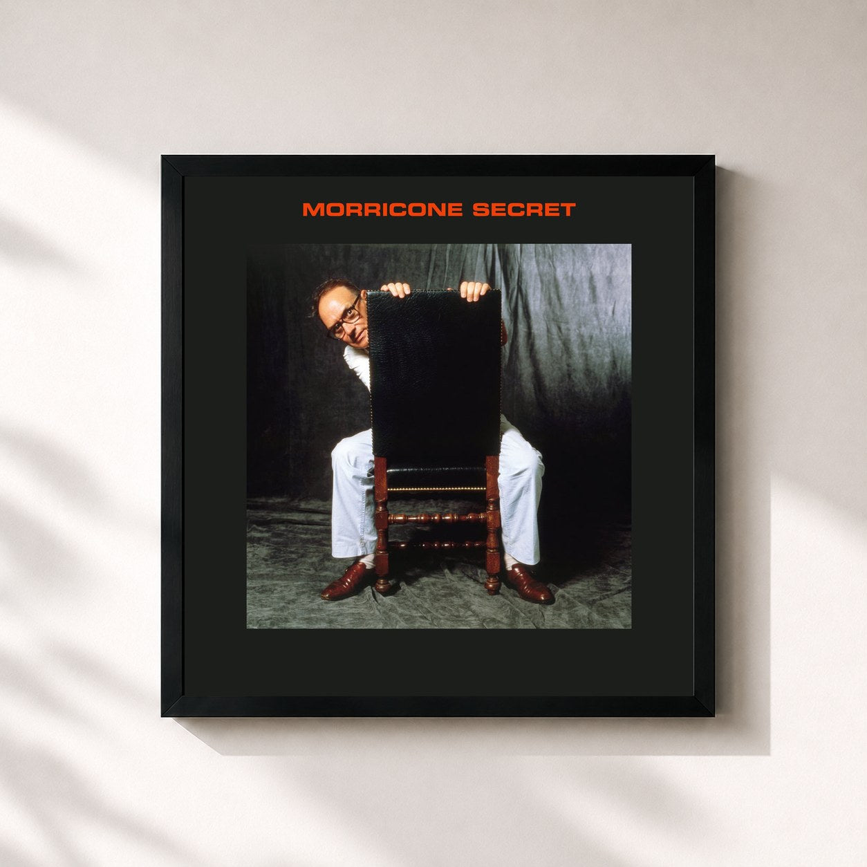 #noir Tableau carré de l'album Morricone Secret de Ennio Morricone, cadre noir 32x32 cm