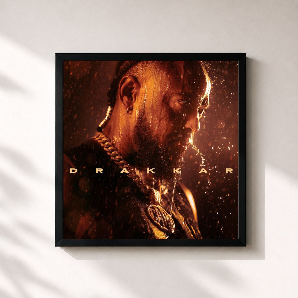 #noir Tableau carré de l'album DRAKKAR de Alonzo, cadre noir 32x32 cm