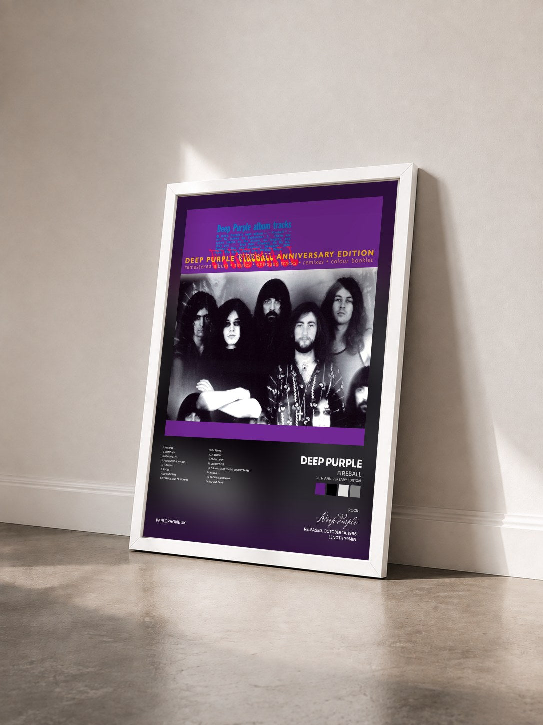 #blanc Tableau de l'album Fireball (25th Anniversary Edition) de Deep Purple vu de trois quarts, cadre blanc