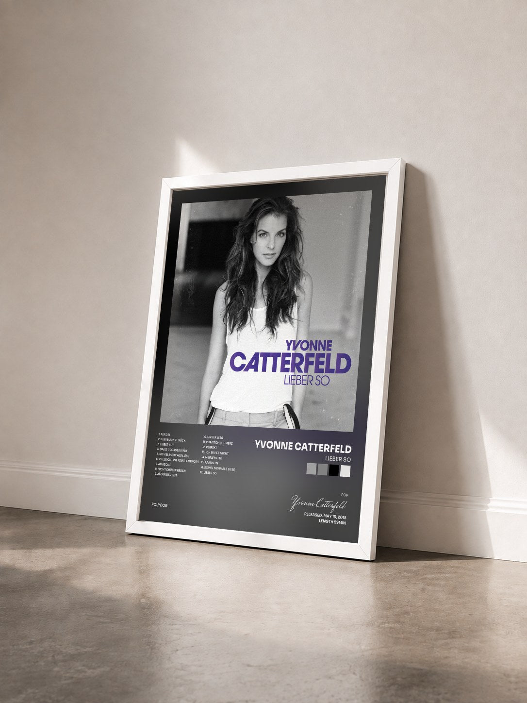 #blanc Tableau de l'album Lieber so de Yvonne Catterfeld vu de trois quarts, cadre blanc