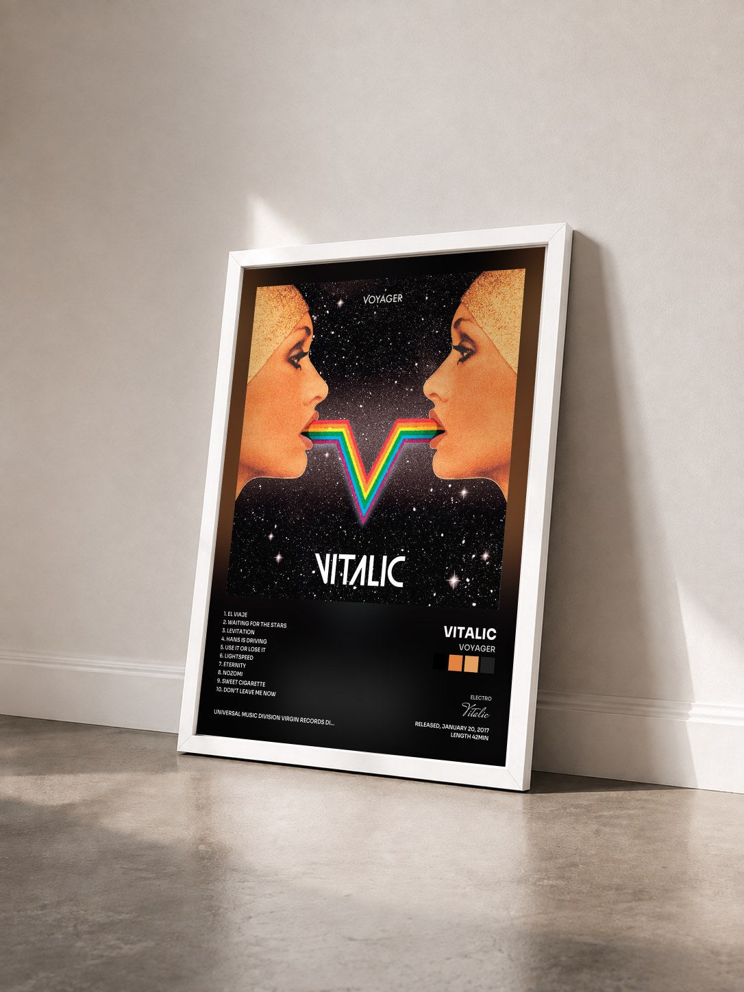#blanc Tableau de l'album Voyager de Vitalic vu de trois quarts, cadre blanc