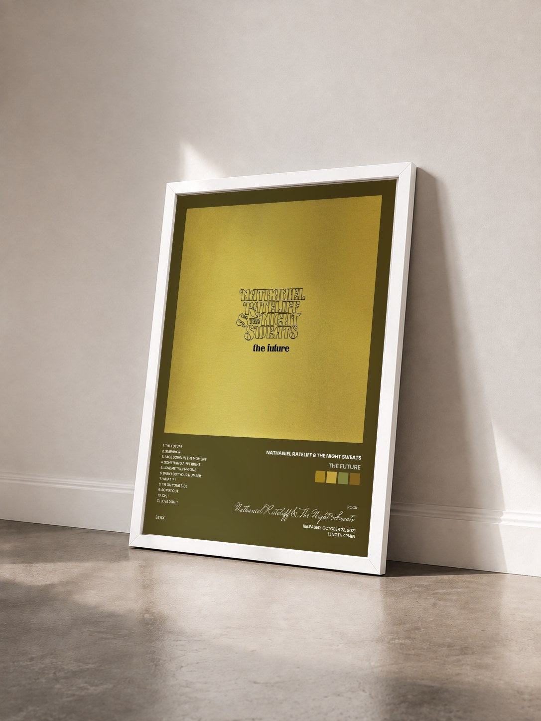 #blanc Tableau de l'album The Future de Nathaniel Rateliff & The Night Sweats vu de trois quarts, cadre blanc
