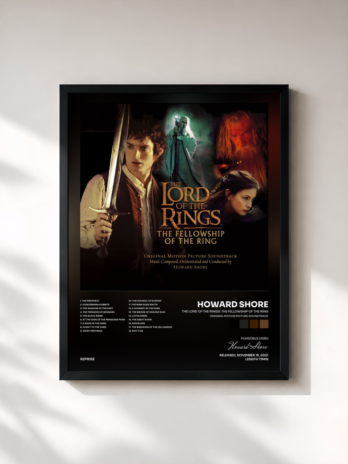 #noir Tableau de l'album The Lord of the Rings: The Fellowship of the Ring (Original Motion Picture Soundtrack) de Howard Shore, cadre noir, imprimé et encadré en France