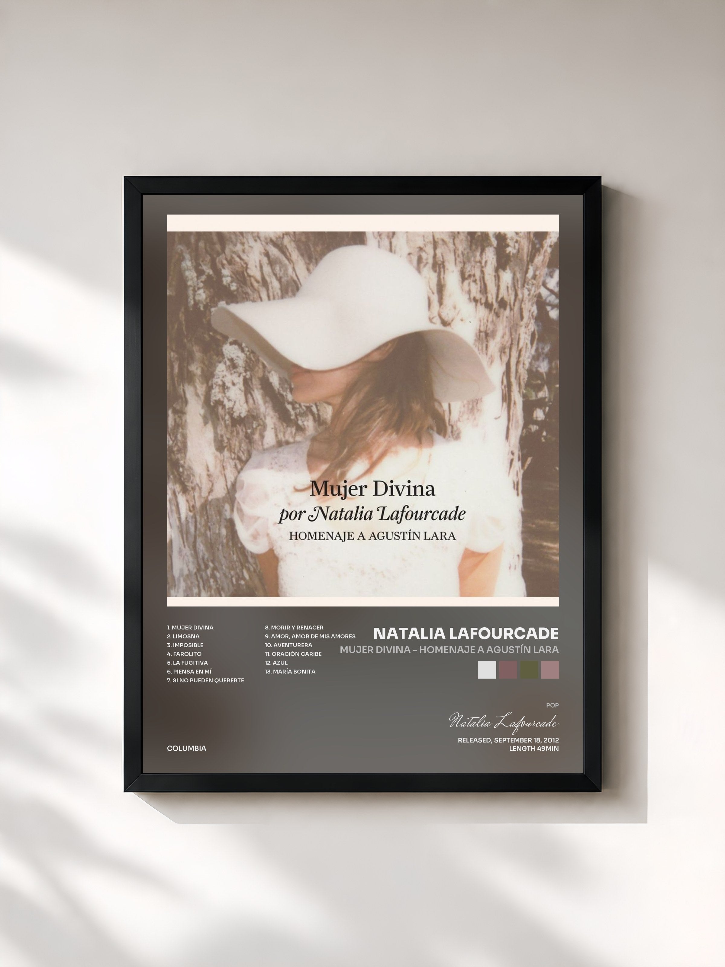 #noir Tableau de l'album Mujer Divina - Homenaje a Agustín Lara de Natalia Lafourcade, cadre noir, imprimé et encadré en France