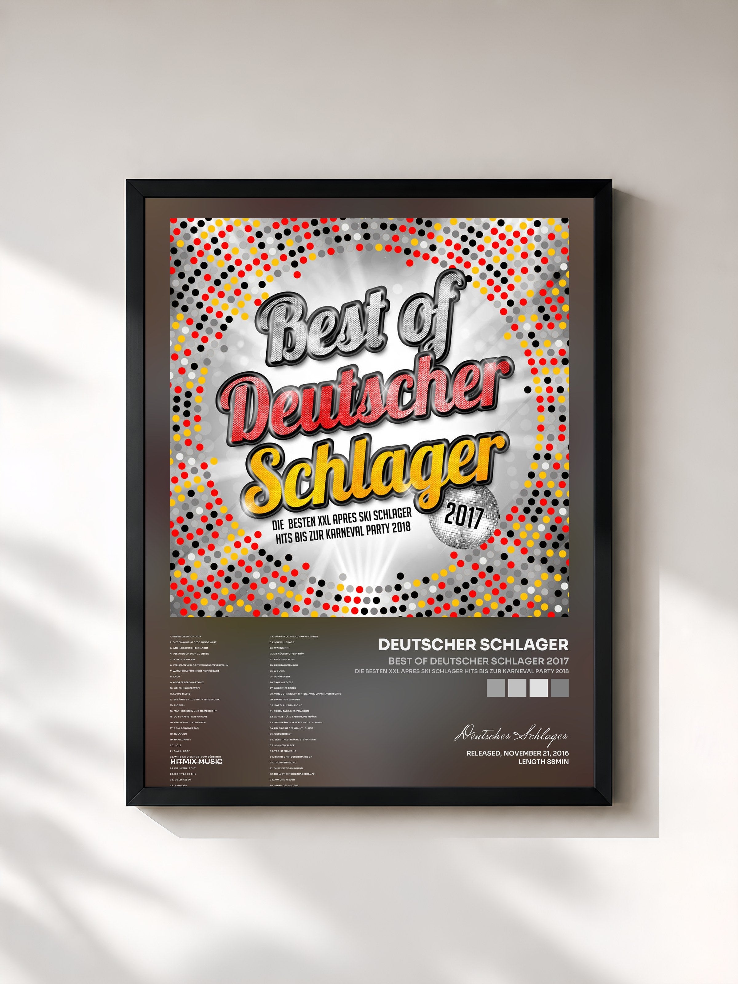 #noir Tableau de l'album Best of Deutscher Schlager 2017 (Die besten XXL Apres Ski Schlager Hits bis zur Karneval Party 2018) de Deutscher Schlager, cadre noir, imprimé et encadré en France