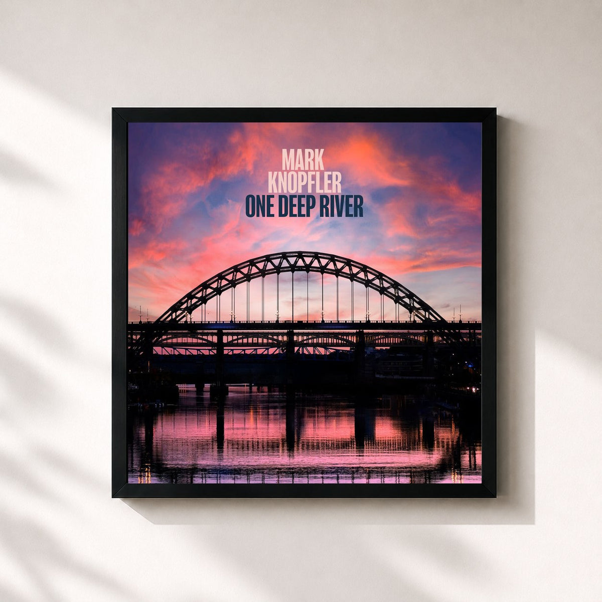 #noir Tableau carré de l'album One Deep River de Mark Knopfler, cadre noir 32x32 cm