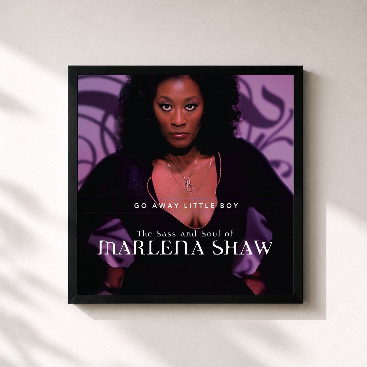 #noir Tableau carré de l'album Go Away Little Boy: The Sass And Soul Of Marlena Shaw de Marlena Shaw, cadre noir 32x32 cm