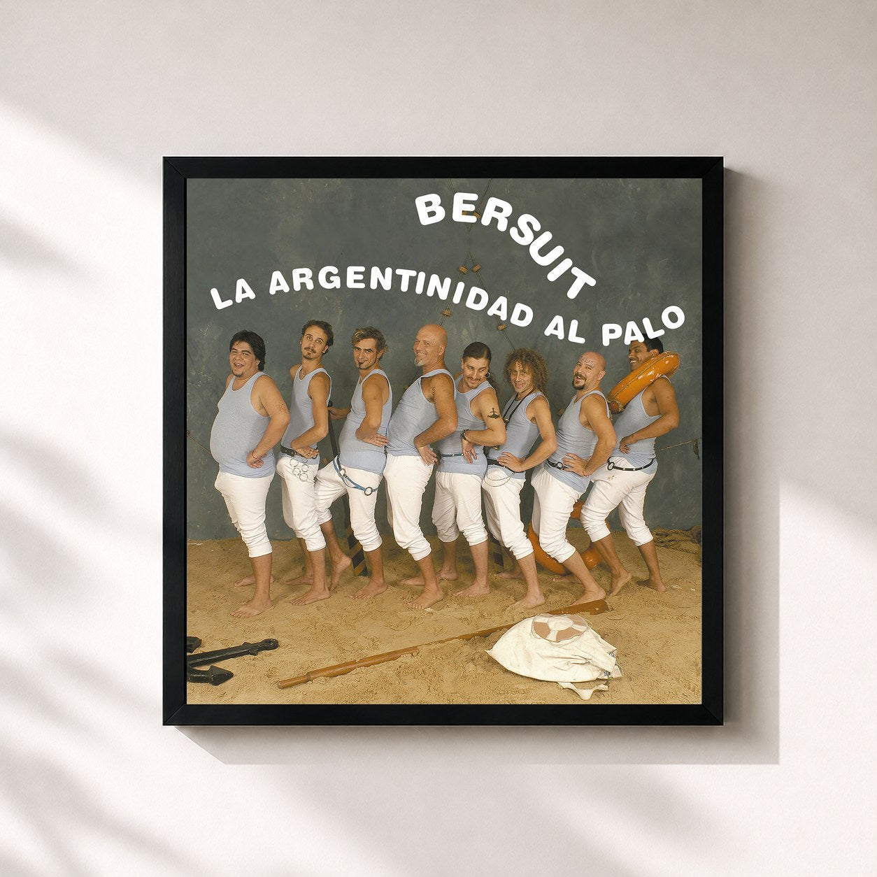 #noir Tableau carré de l'album La Argentinidad Al Palo de Bersuit Vergarabat, cadre noir 32x32 cm
