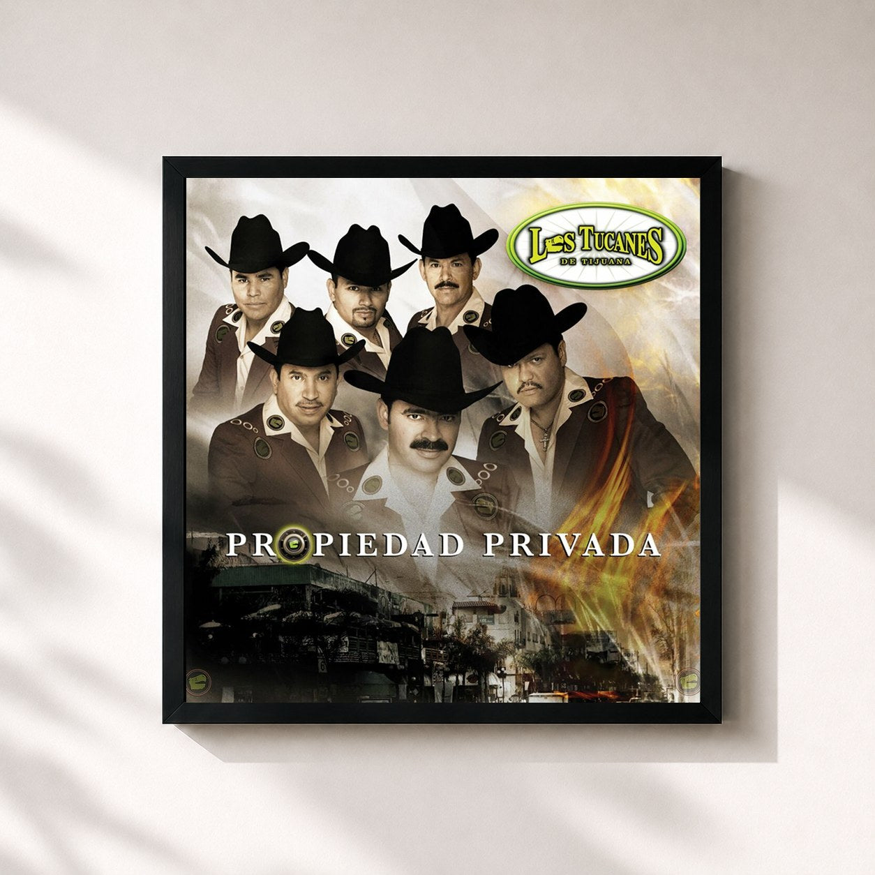 #noir Tableau carré de l'album Propiedad Privada de Los Tucanes De Tijuana, cadre noir 32x32 cm