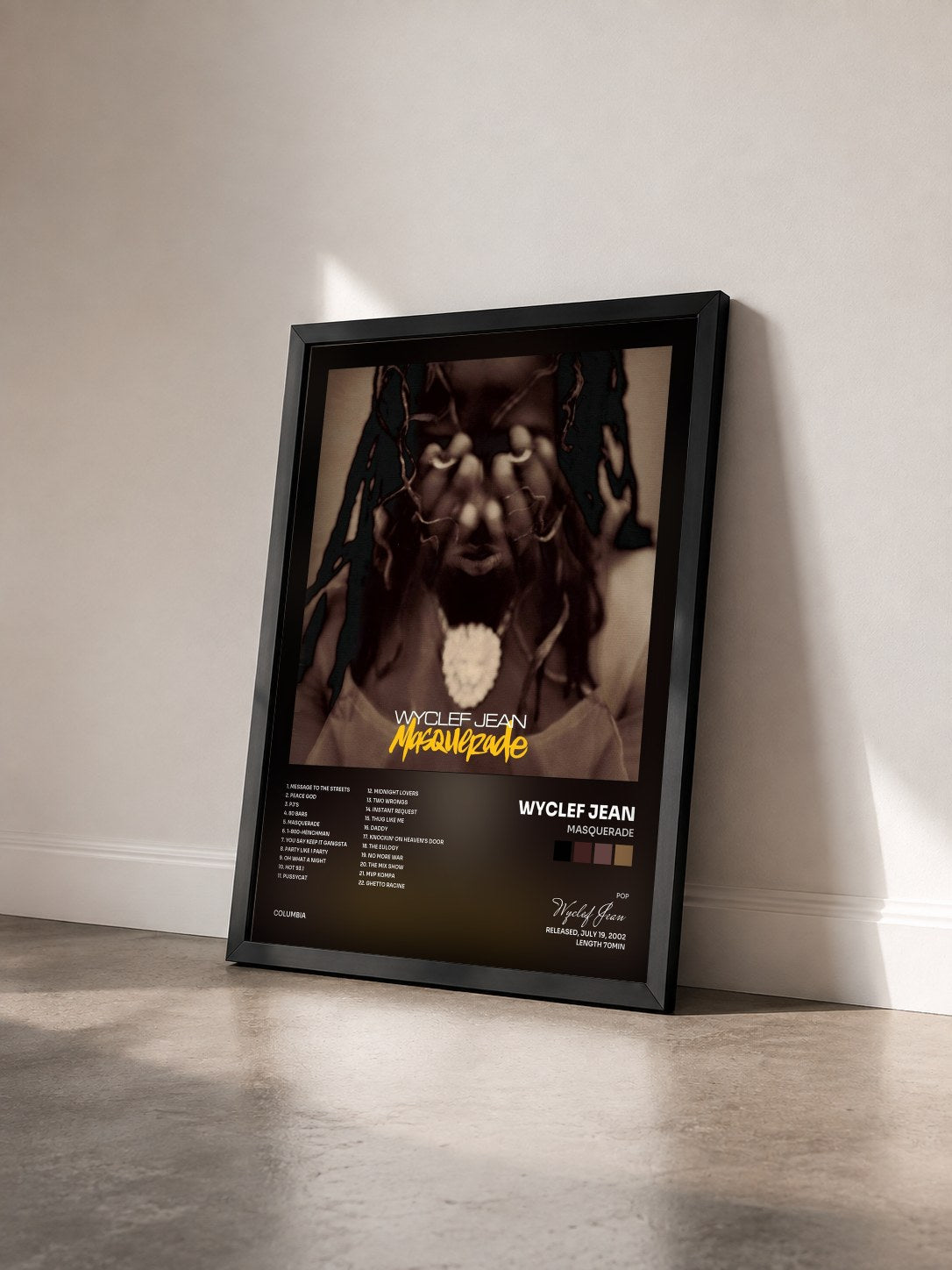 #noir Tableau de l'album Masquerade de Wyclef Jean vu de trois quarts, cadre noir