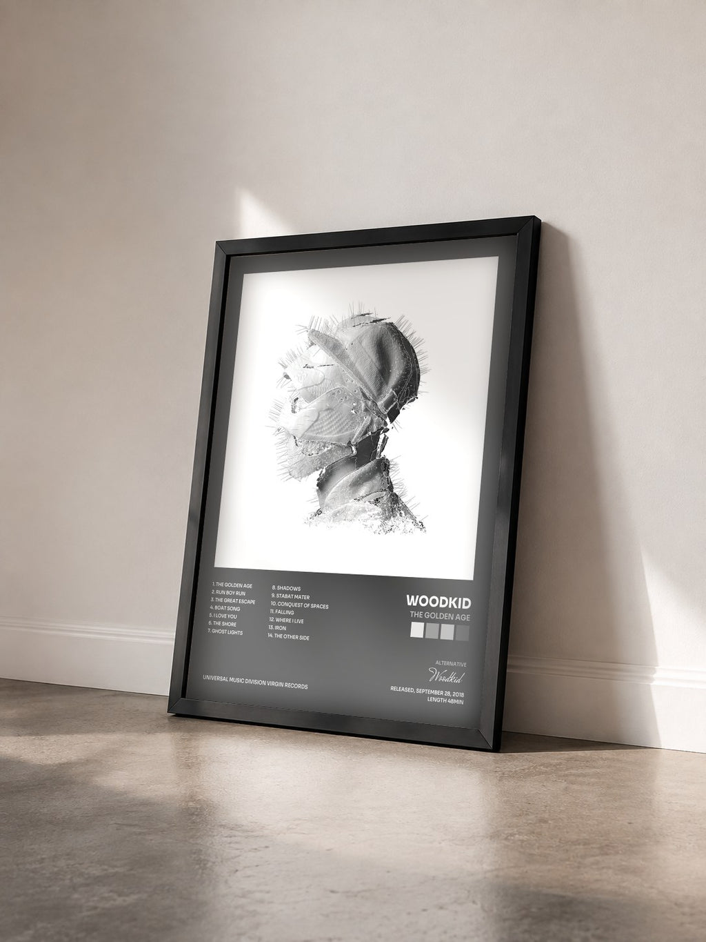 #noir Tableau de l'album The Golden Age de Woodkid vu de trois quarts, cadre noir