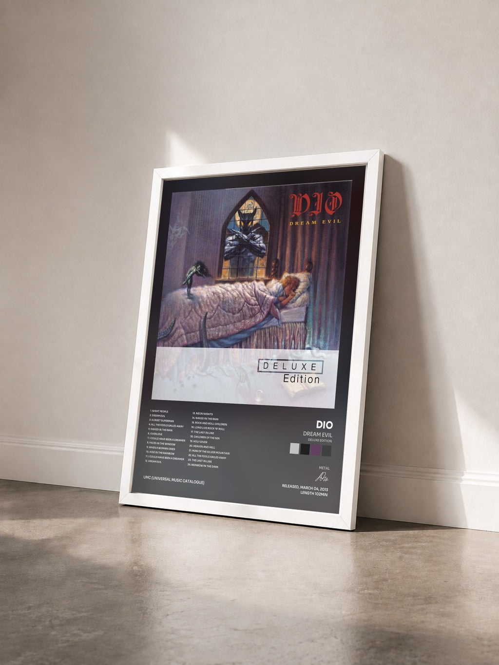 #blanc Tableau de l'album Dream Evil (Deluxe Edition) de Dio vu de trois quarts, cadre blanc