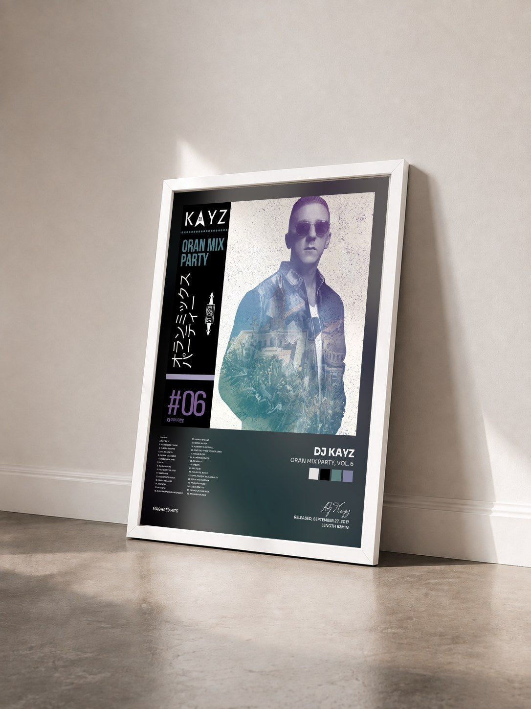 #blanc Oran Mix Party, vol. 6 von Dj Kayz als gerahmter Kunstdruck von schräg gesehen, weißer Rahmen