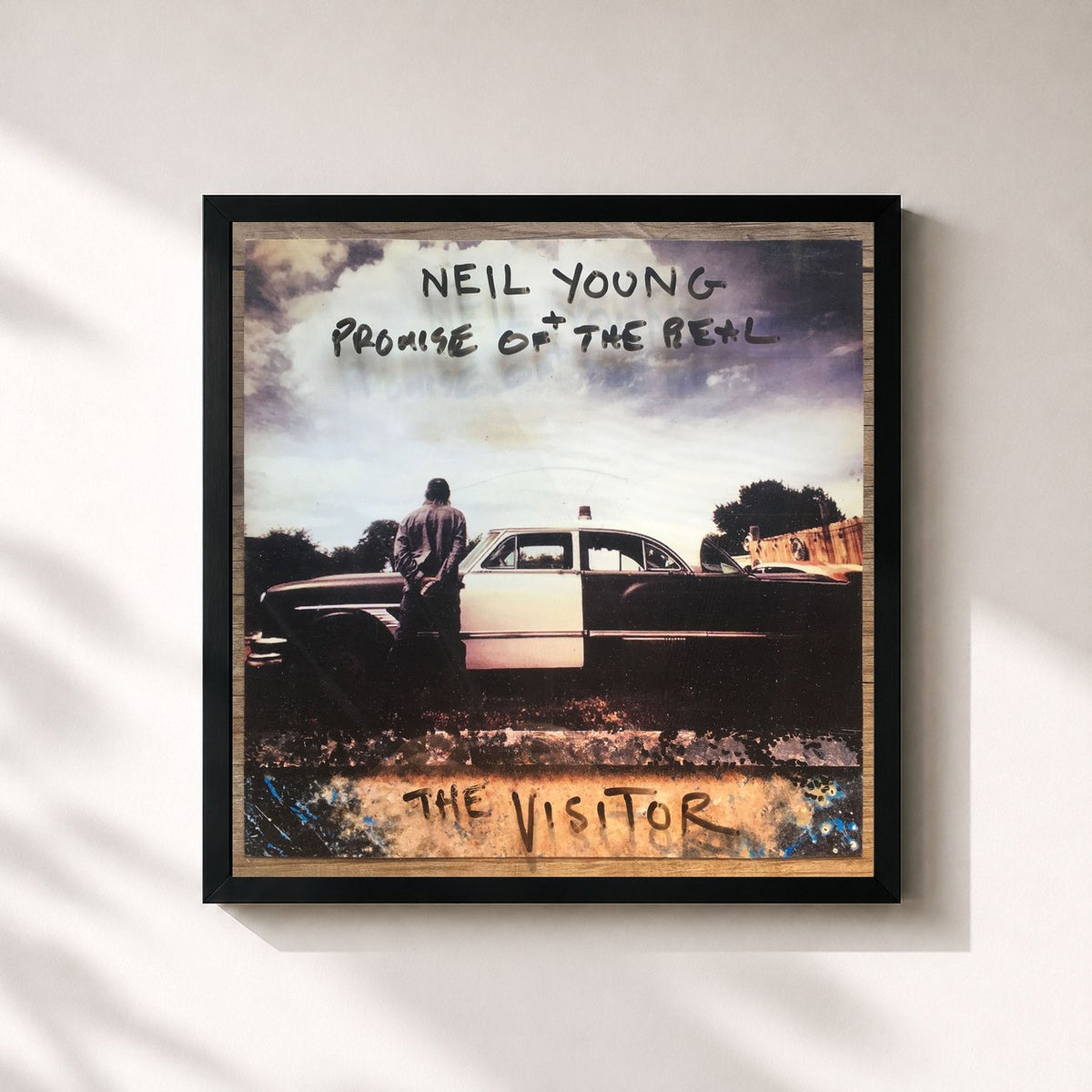 #noir Tableau carré de l'album The Visitor de Neil Young, cadre noir 32x32 cm