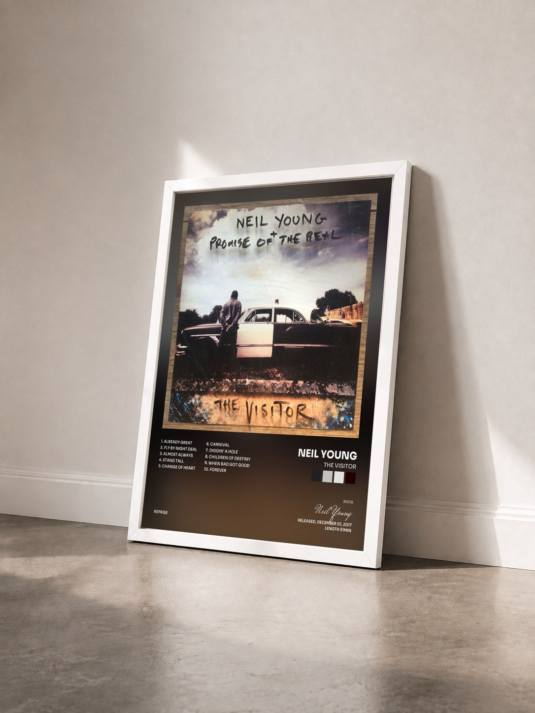 #blanc Tableau de l'album The Visitor de Neil Young vu de trois quarts, cadre blanc
